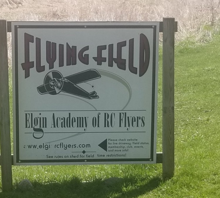 gilberts-flying-field-photo